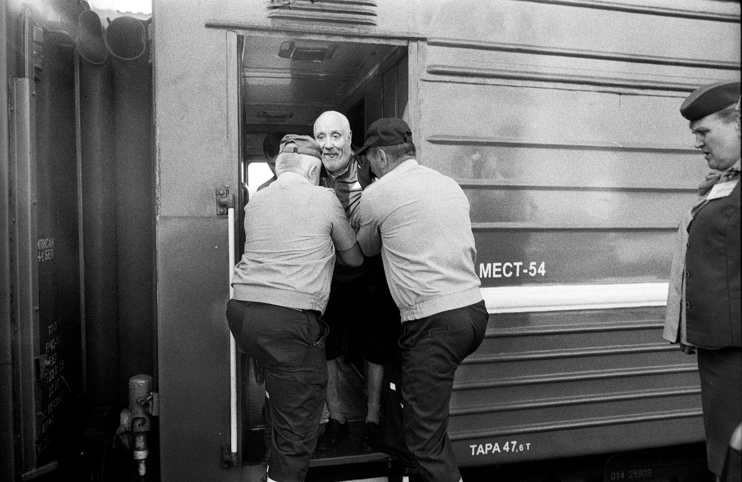Anya Bocharova (sush). Portfolio. Refugees from Ukraine to Europe, war 24.02.22-. Untitled