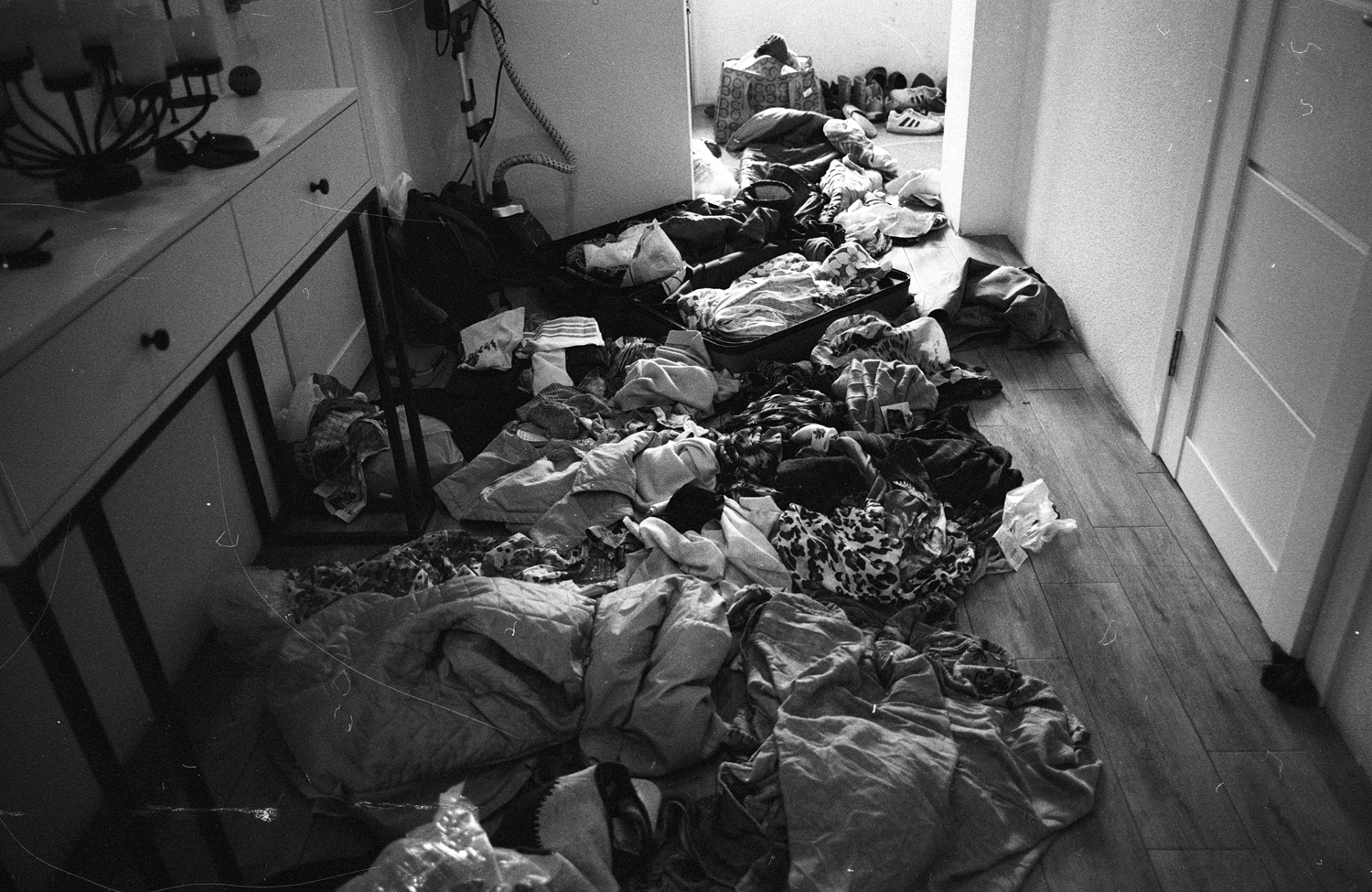 Anya Bocharova (sush). Portfolio. Refugees from Ukraine to Europe, war 24.02.22-. Untitled
